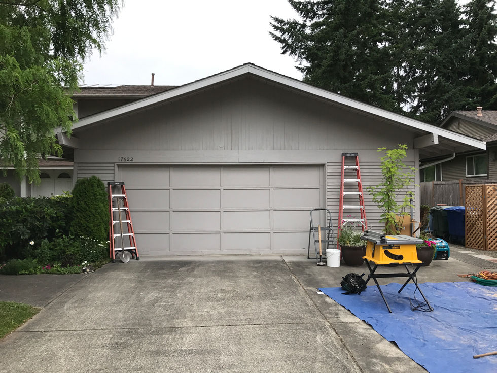 Garage trim1.JPG