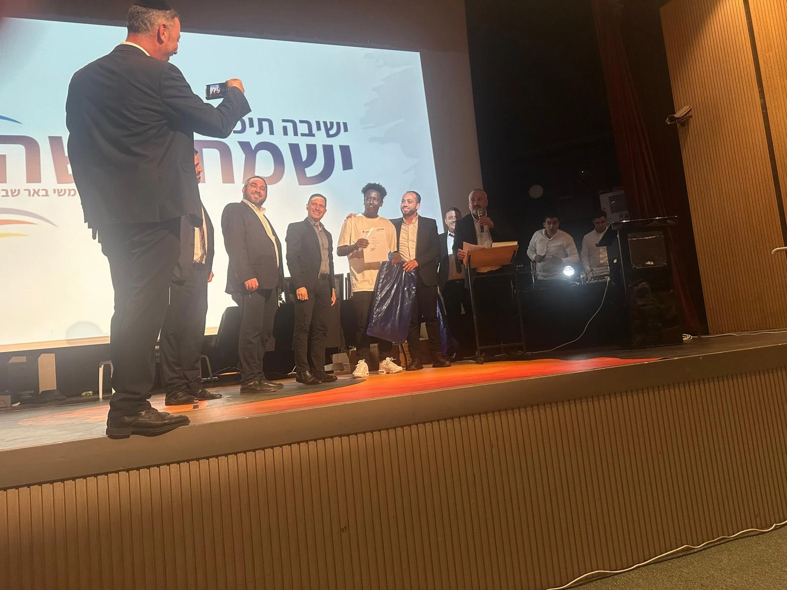 מסיבת סיום וחלוקת תעודות לסיום שנת הלימודים במתנ״ס קדמה