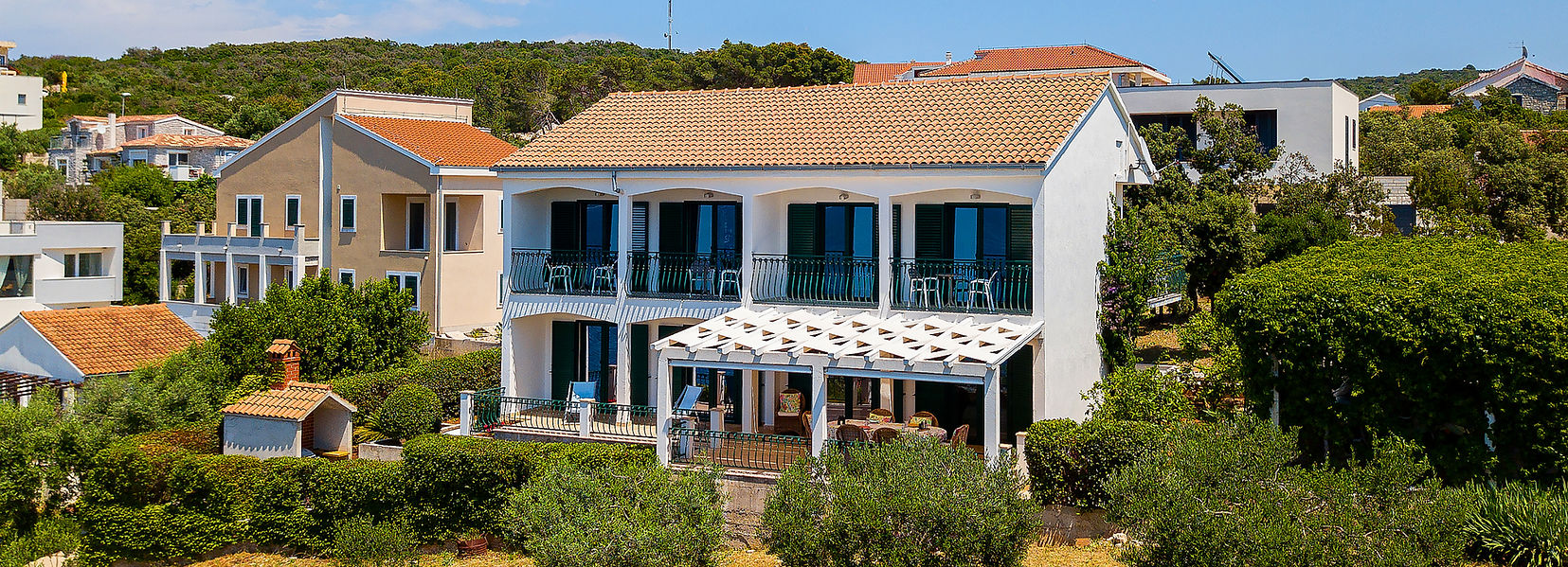 BERG (103)_edited.jpg