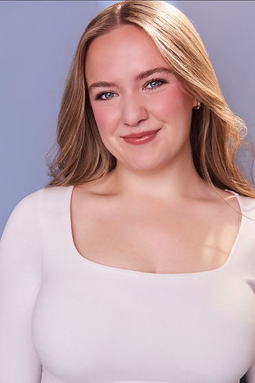 frankie-alba-headshot.jpeg