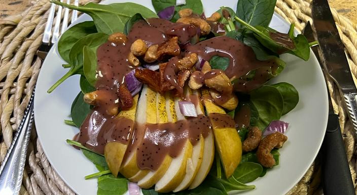 Spinach, Pear and cashew salad with raspberry poppyseed dressing.jpg