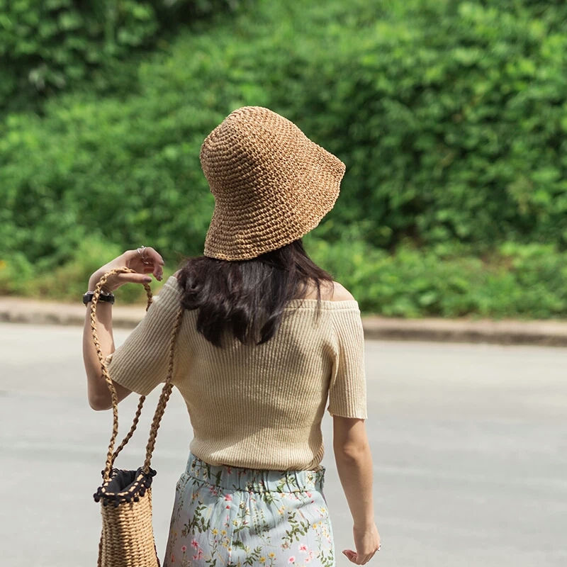 縮圖：V領緊身Tee