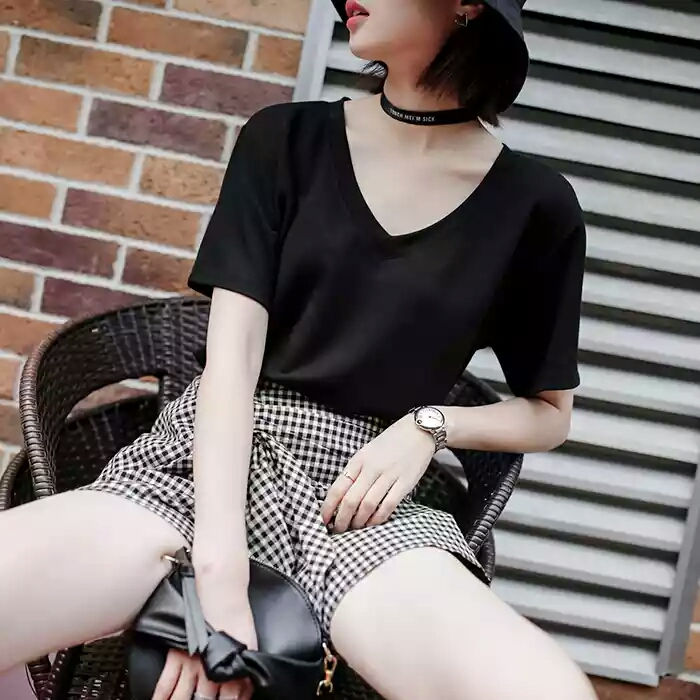 縮圖：V領開叉Tee