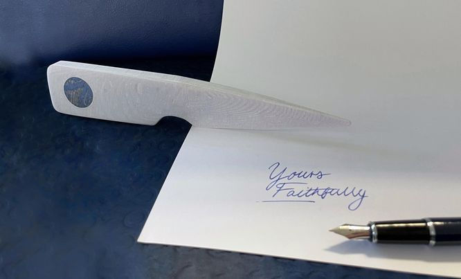 Thumbnail: Stratis: The paper letter opener