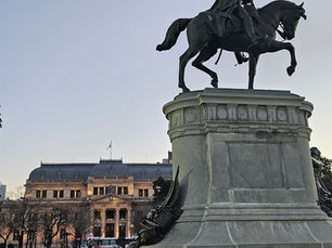 La Plata, Argentina: la OMPT conecta alojamiento, patrimonio y gastronomía en una experiencia que invita a recorrer la ciudad