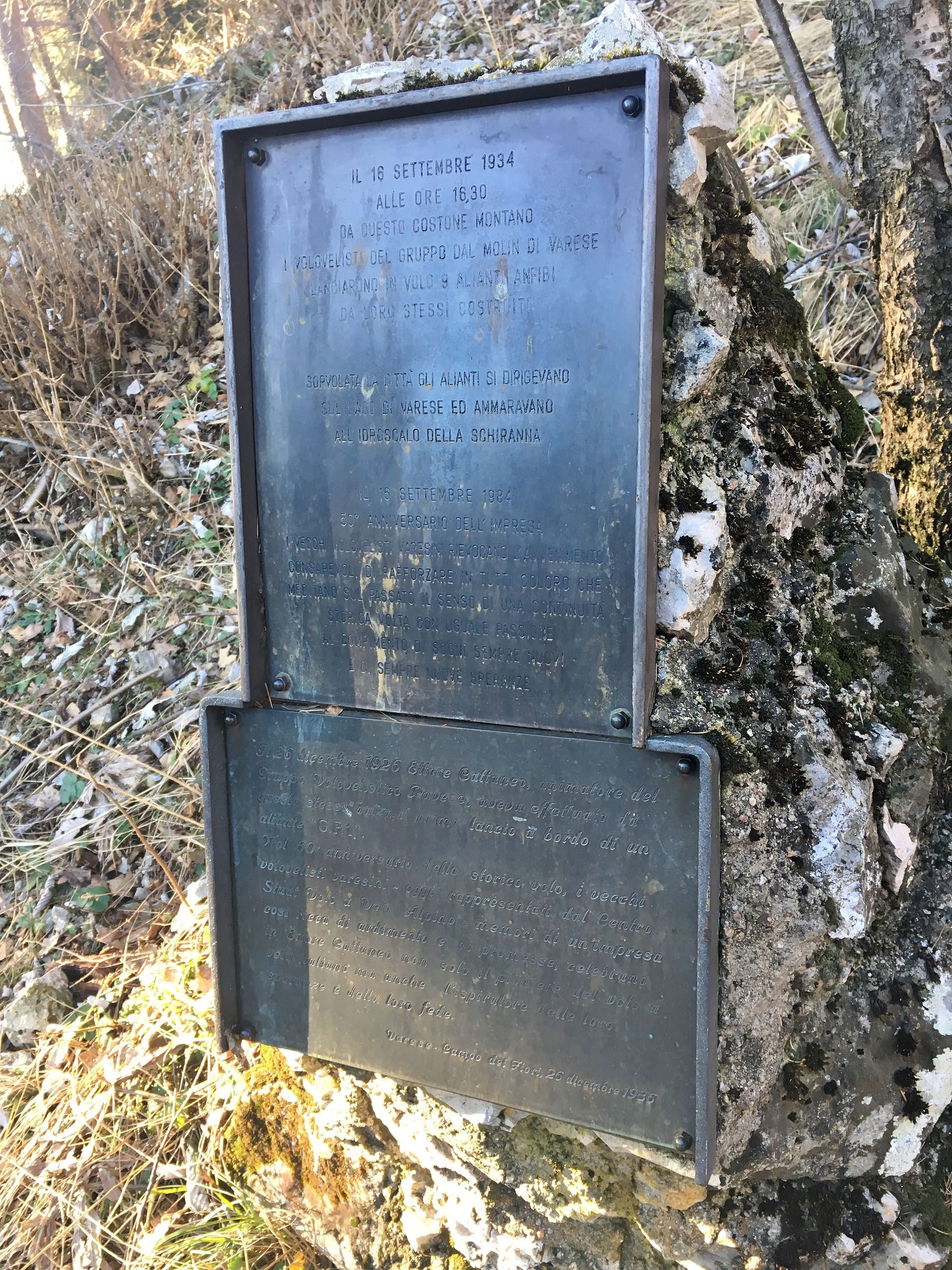 Targa commemorativa 