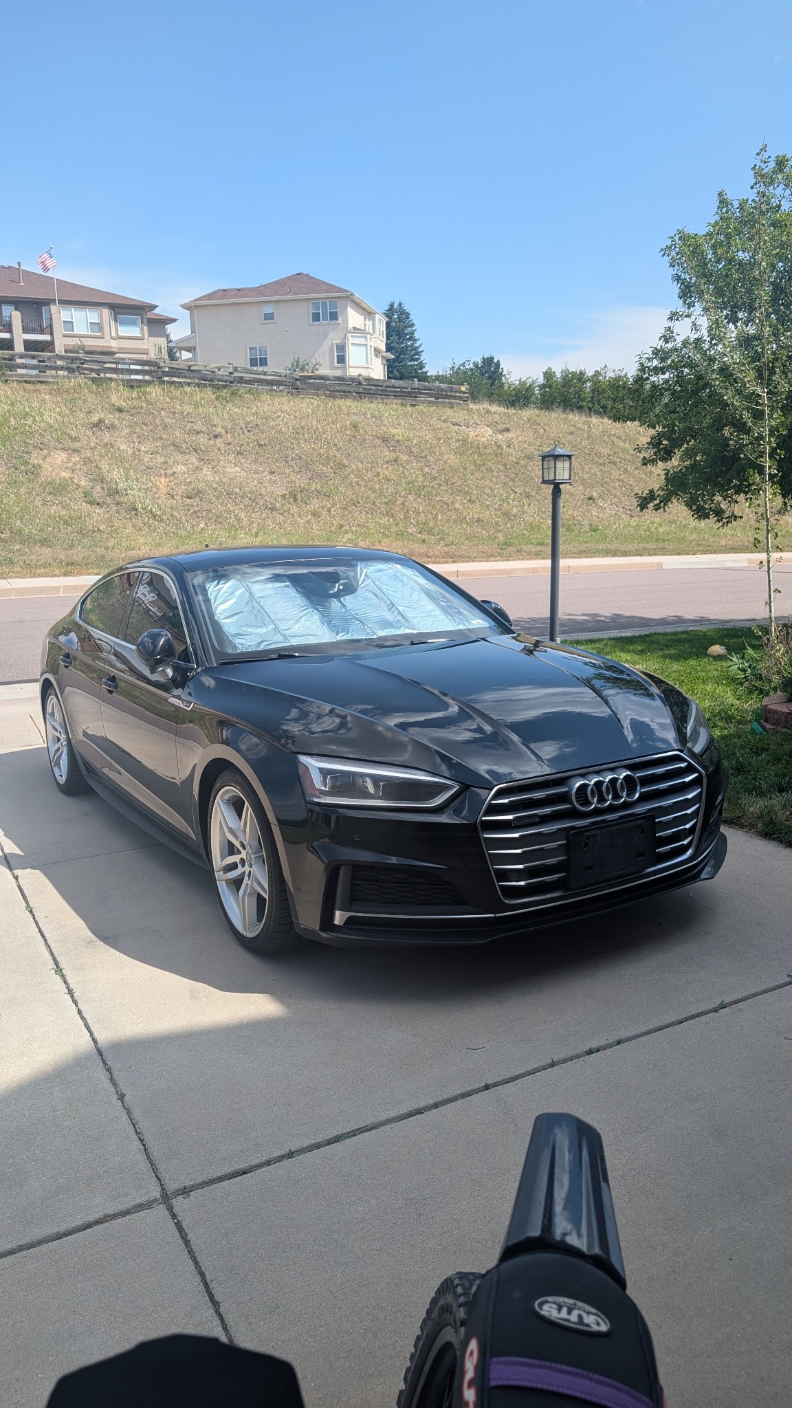 Finished black Audi after detailing