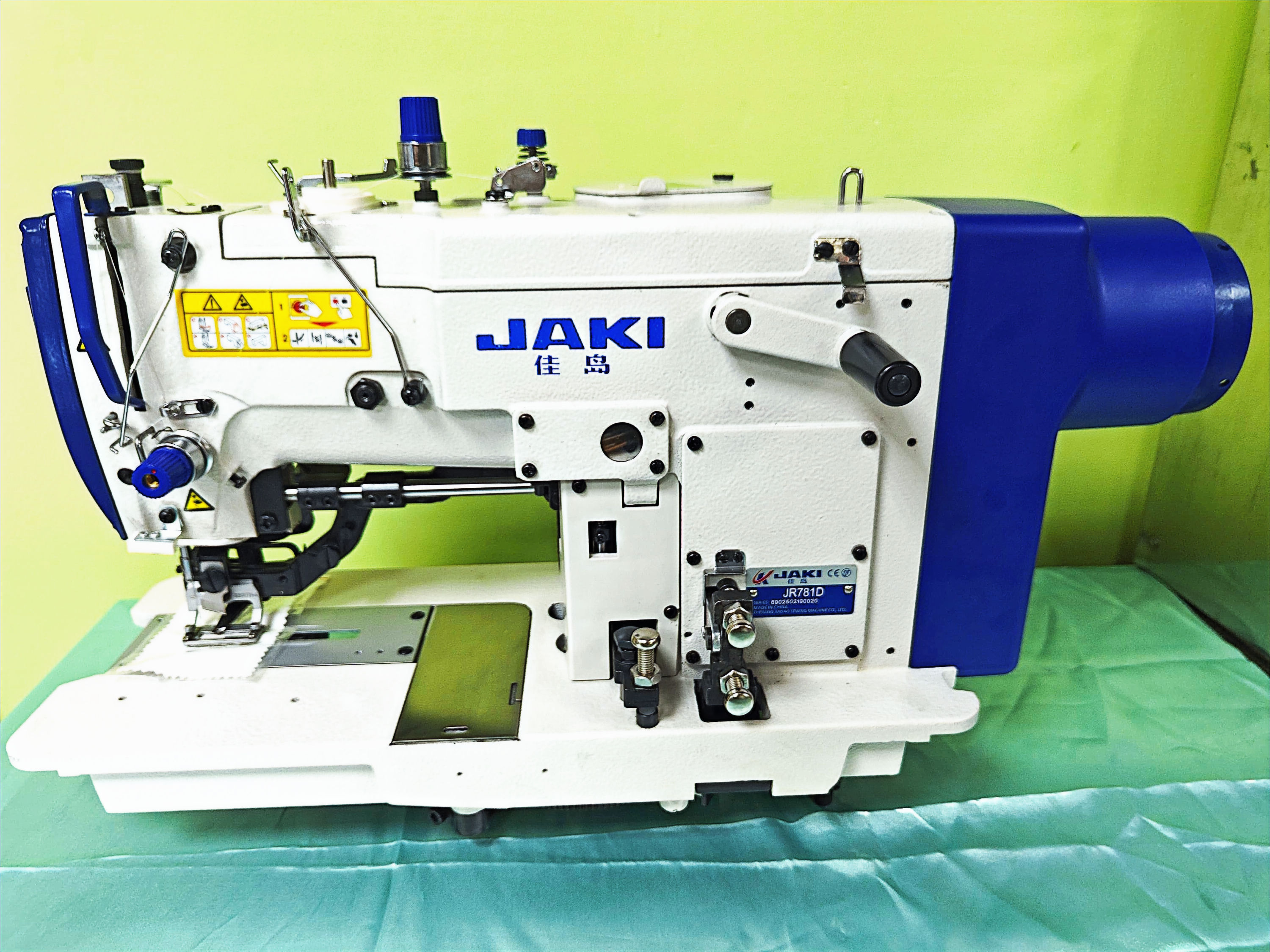 JAKI 781D BUTTON HOLE MACHINE