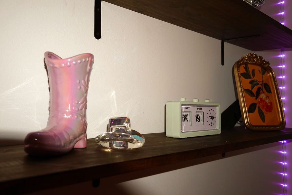 70s inspired details inside of the lash lounge in south burlington vermont