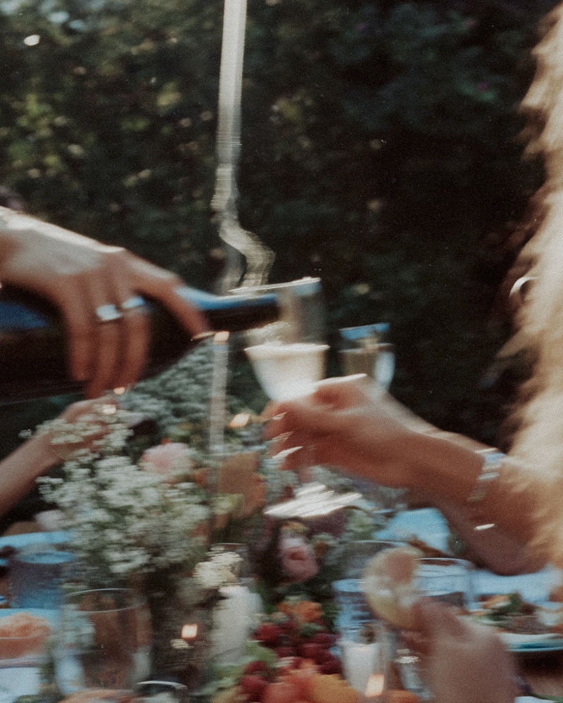 girls having dinner together
