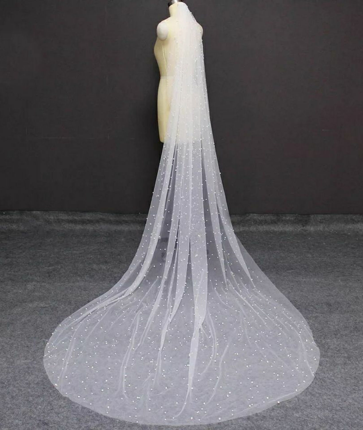 Wedding Veil - Pearls