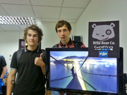 俄羅斯蜘蛛人ONTHEROOFS來臨WILD BEAR CO.