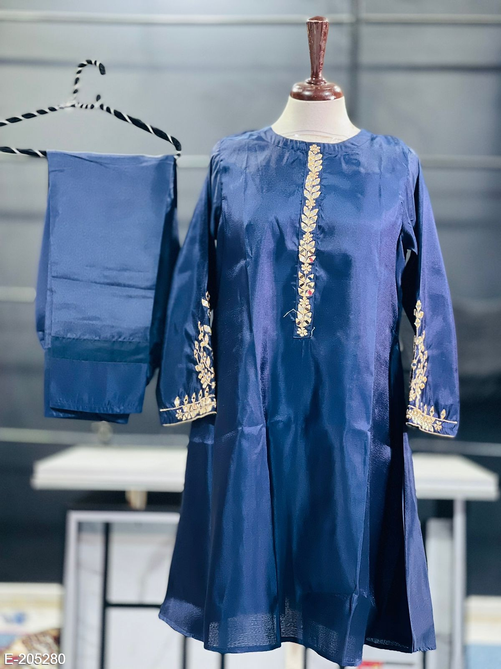 Thumbnail: Trendy Silk 2 Piece Suits