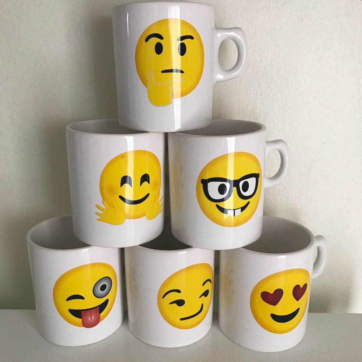 Mugs Emoticones