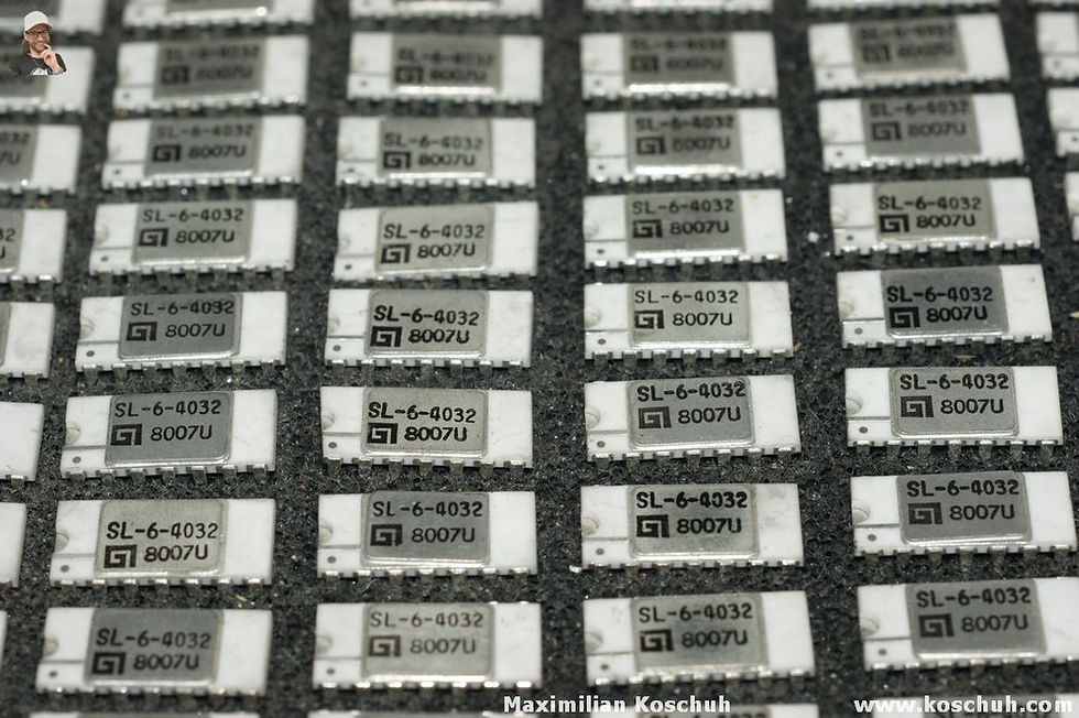 Miniaturbild: General Instrument GI SL-6-4032 IC Integrated Circuit Ceramic Package