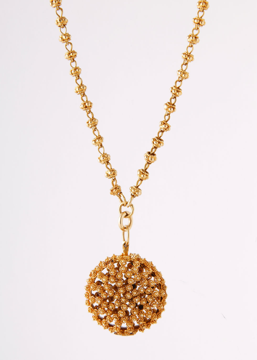 Exquisite Vintage 22K Yellow Gold Long Hand Made Necklace/Locket