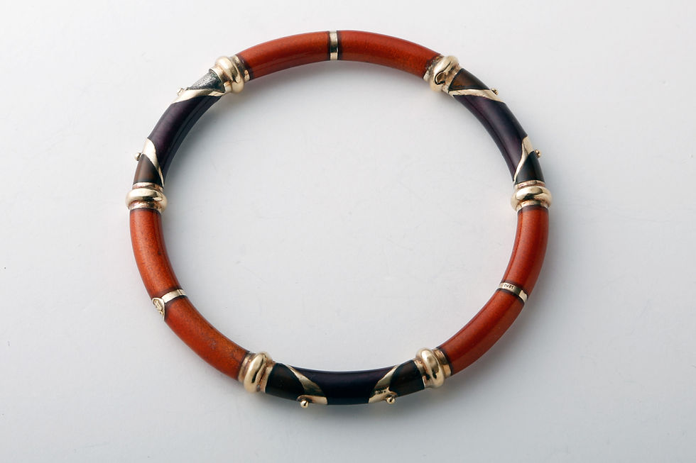 Thumbnail: 7 Nouvelle Bague 18k Gold and Enamel Bangles