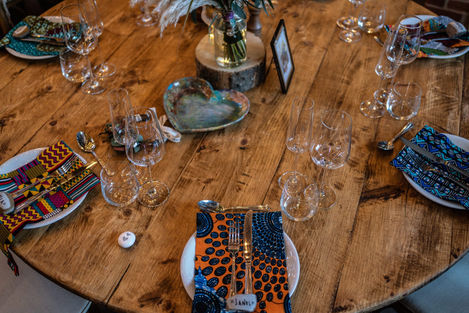 Our napkins look brilliant with this table setting at a very special wedding