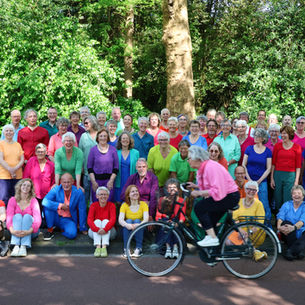 Gronings roze projectkoor Diverdoatsie zoekt nieuwe zangers!