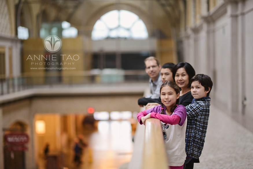 San-Francisco-lifestyle-family-photography-family-hanging-out-at-the-rail