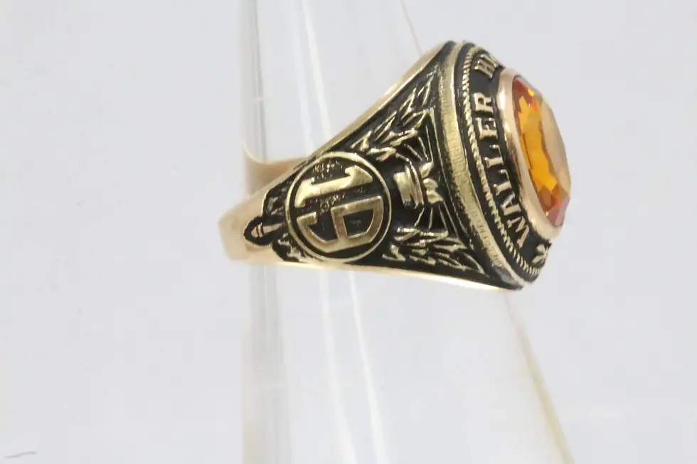 Thumbnail: 10K Yellow Gold 1978 Waller High School Class Ring Size 6