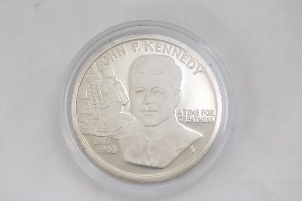 Thumbnail: The Statue Of Liberty Centennial Collection Silver Edition