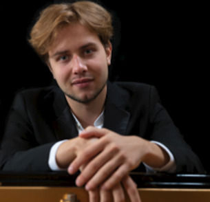Nikita Lukinov - Piano