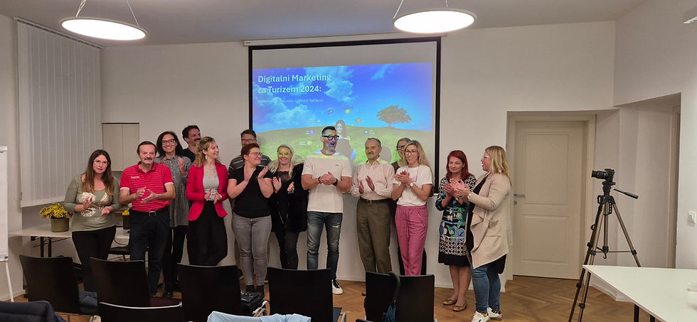 Digitalni marketing tečaj za rast vašega podjetja