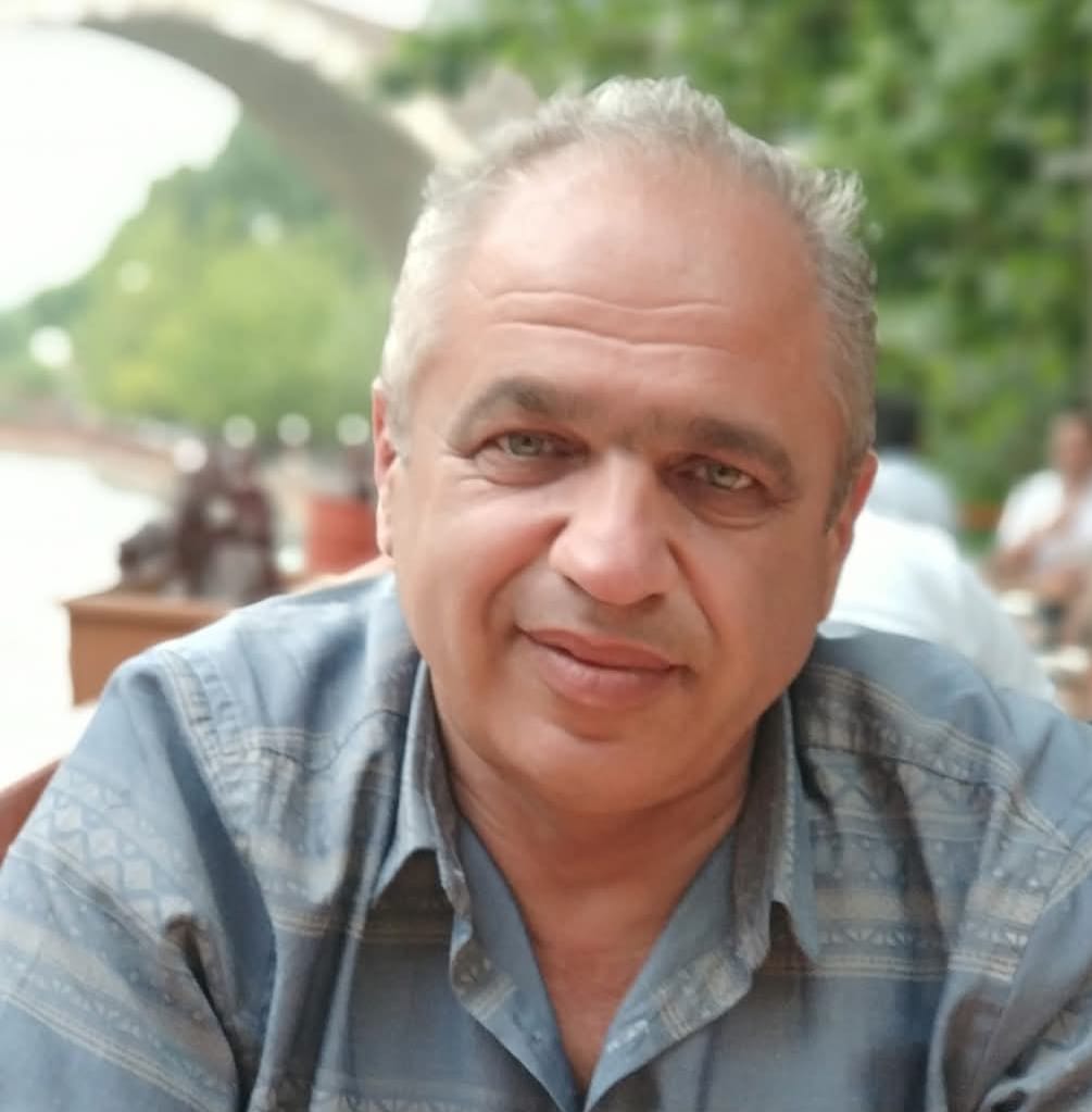 Yazarın fotoğrafı: Halil Karanfiloğlu