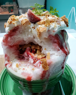 Inside the strawberry mille-feuille shaved ice from Dessert & Cafe Bonne Journee, Shinsaibashi Osaka, Japan