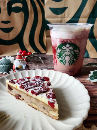 Strawberry & Red Velvet Brownie Frappuccino and Cranberry Bliss Bar / ストロベリーandベルベットブラウニーフラペチーノ & クランベリーブリスバー from Starbucks Japan for Christmas 2022