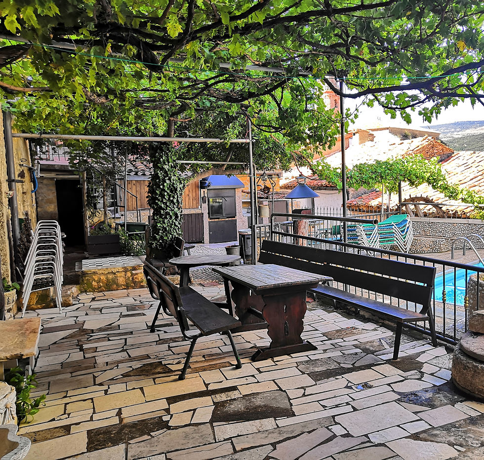 PATIO EXTERIOR