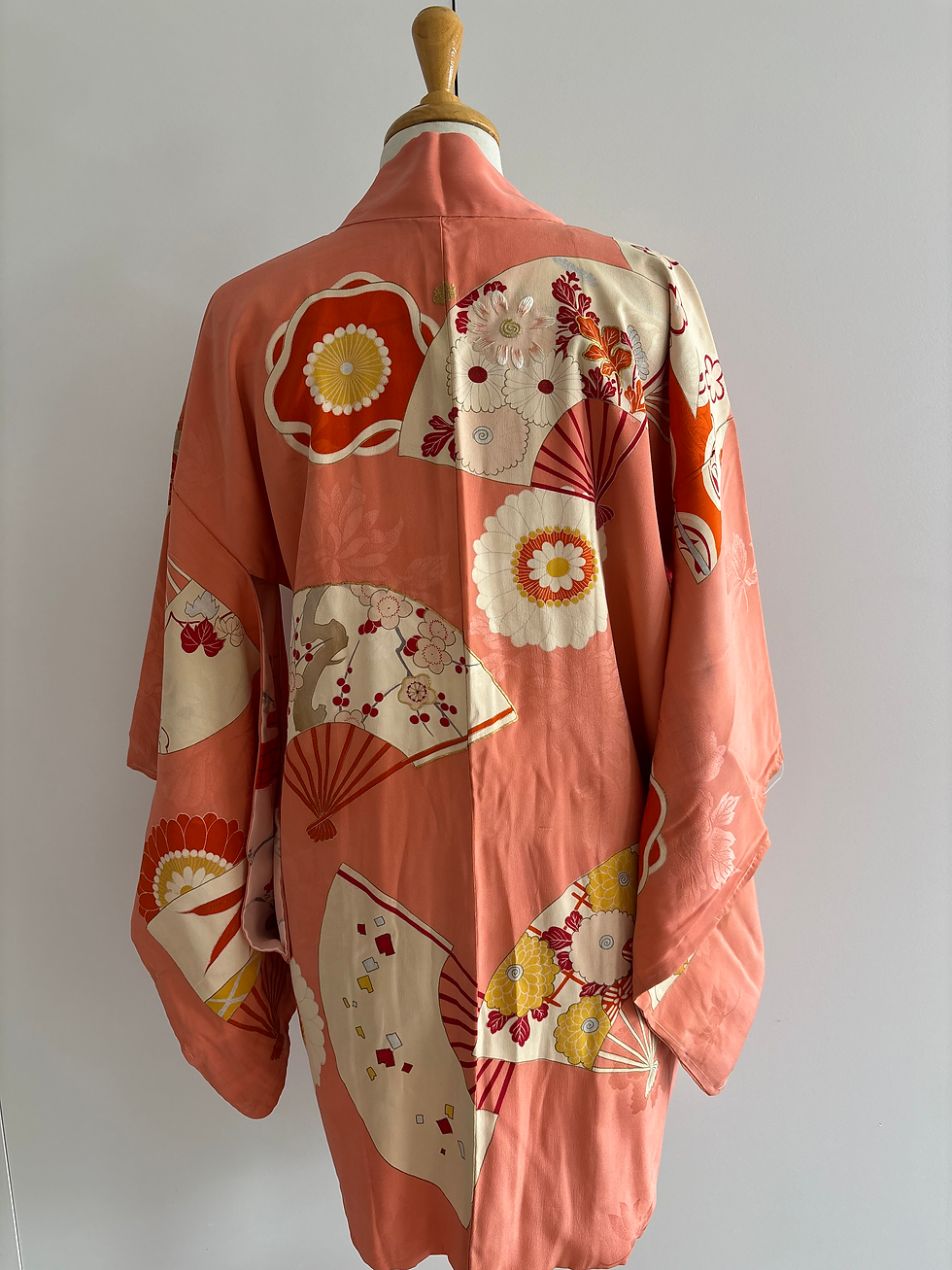 Thumbnail: Yuzen hand-dyed haori with embroidery