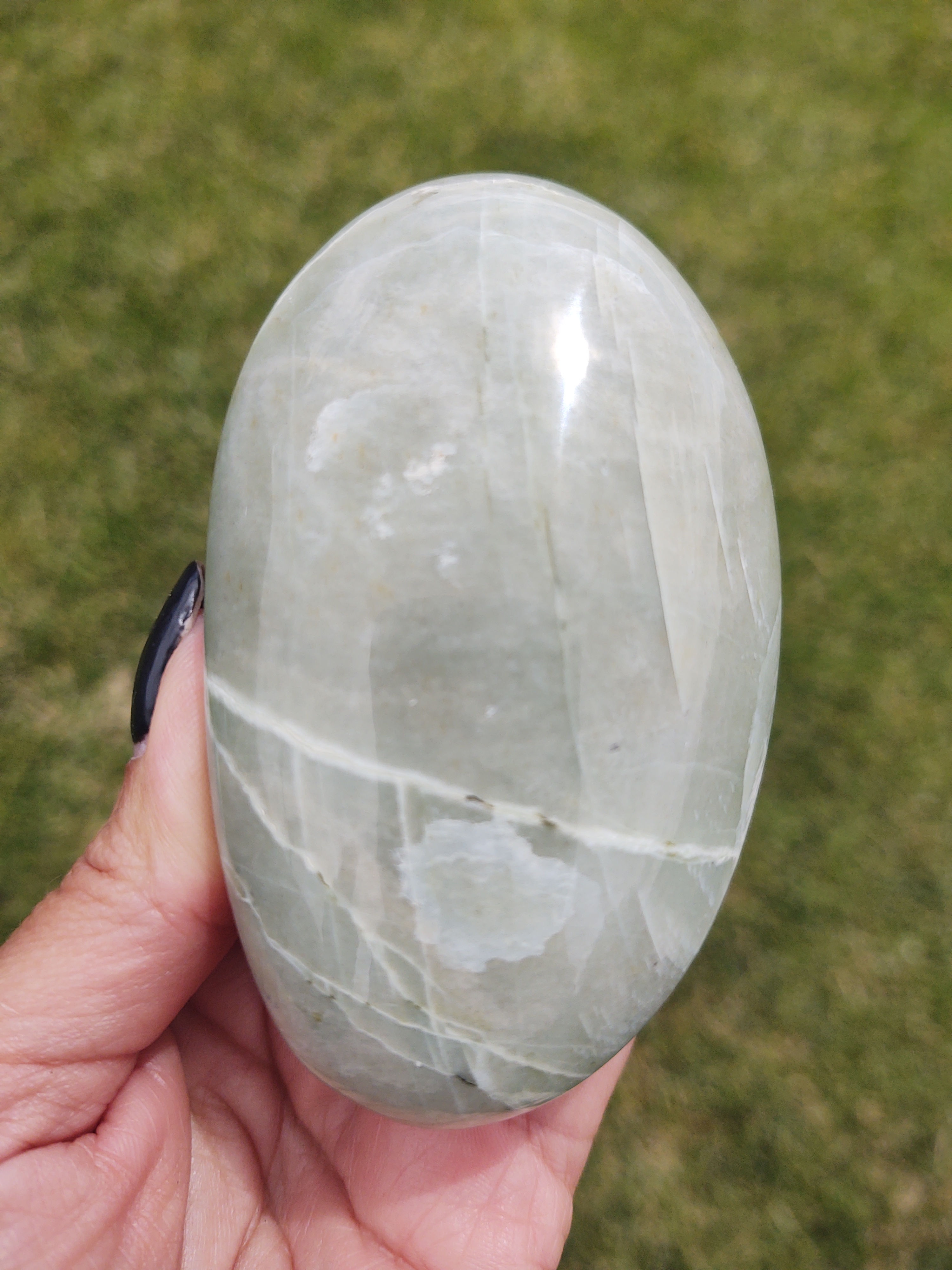XXL Garnierite Palm Stone