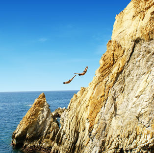 90 AÑOS DE LOS CLAVADISTAS DE LA QUEBRADA: UN ESPECTÁCULO ÚNICO QUE SIGUE DESLUMBRANDO AL MUNDO