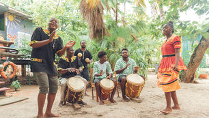 DÍA DEL ASENTAMIENTO GARÍFUNA: UN VIAJE A LAS RAÍCES Y RITMOS DE BELIZE