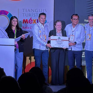 IXTAPA ZIHUATANEJO RECIBE RECONOCIMIENTOS DE LA REVISTA AIRE LIBRE EN EL TIANGUIS TURÍSTICO DE MÉXICO