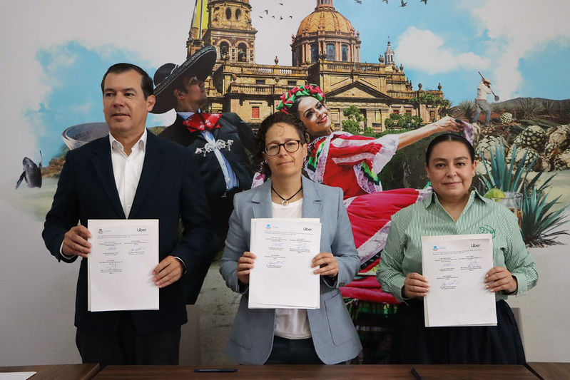 ACTIVA GOBIERNO DE JALISCO PLAN DE MOVILIDAD TURÍSTICA EN ALIANZA CON UBER