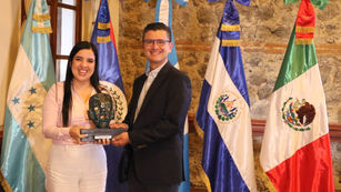 RECIBE TAG AIRLINES RECONOCIMIENTO POR SU LABOR EN LA CONECTIVIDAD Y PROMOCIÓN DEL MUNDO MAYA