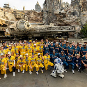 LA ENERGÍA Y DIVERSIÓN DE LOS SAVANNAH BANANAS LLEGA A DISNEYLAND RESORT EN CALIFORNIA