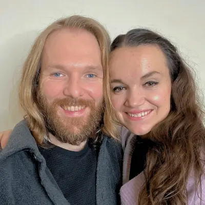 Stijn-Johanna-min-400x400