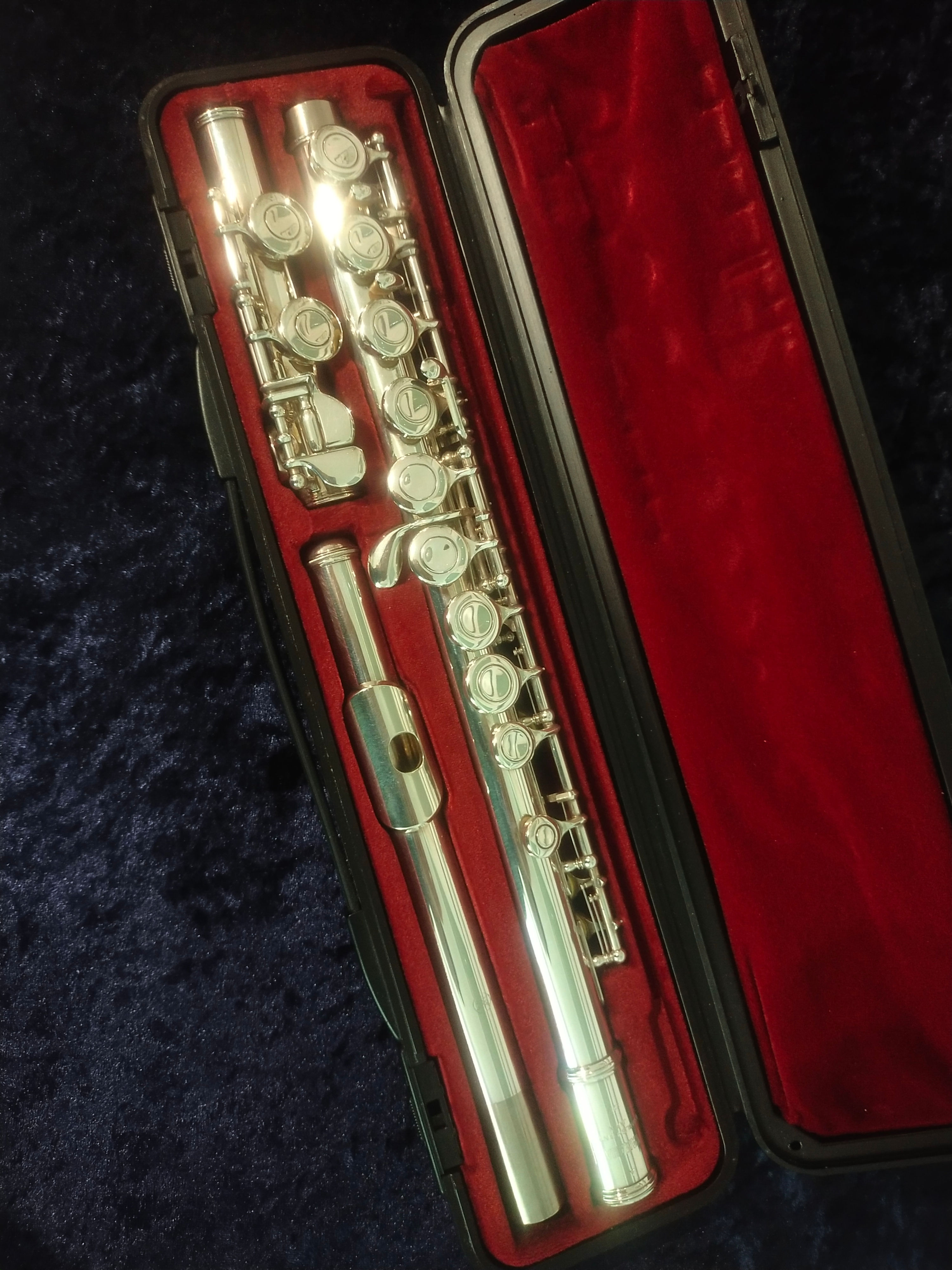 Flûte traversière Yamaha YFL221