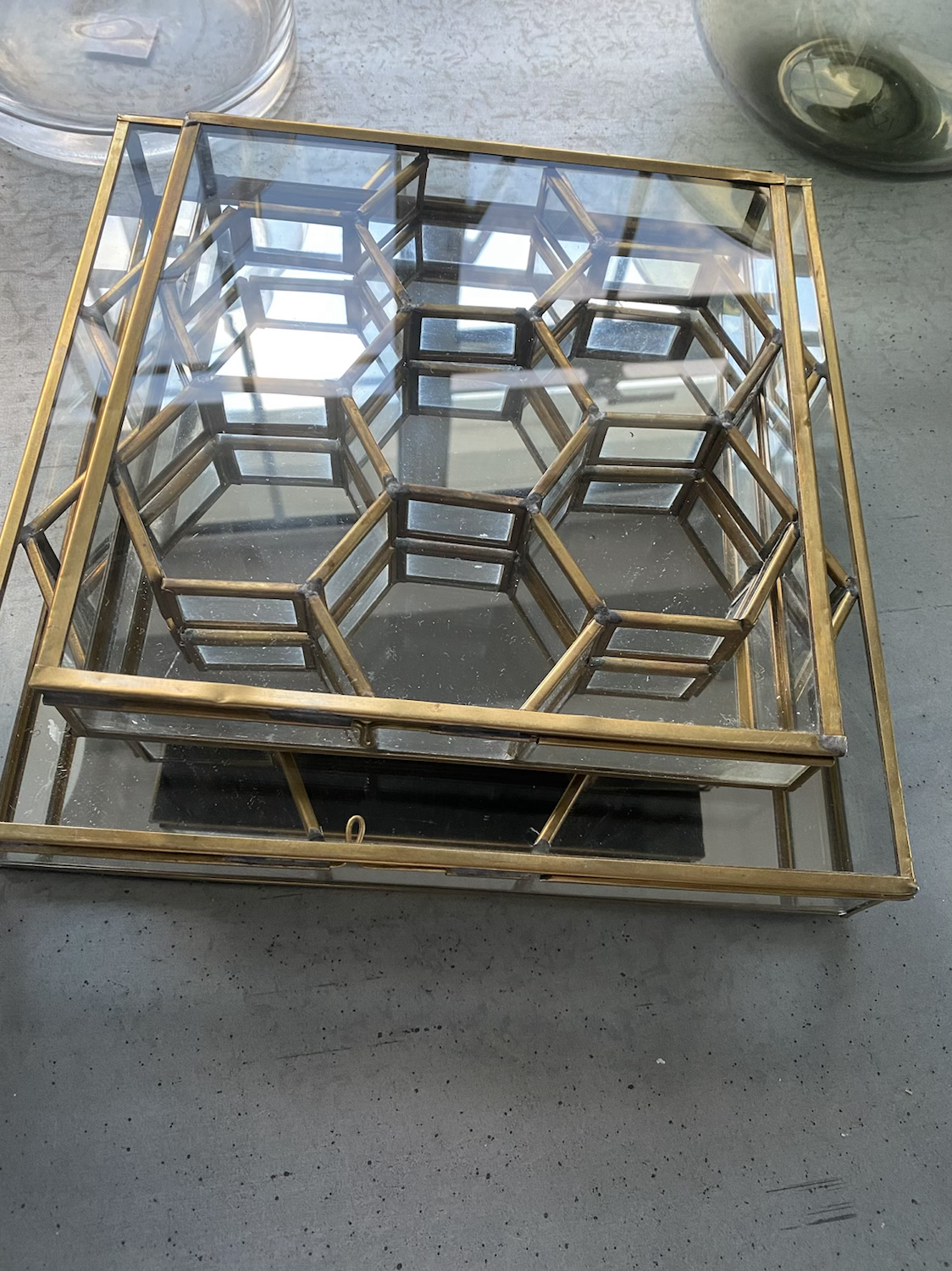 Honeycomb Box Antique Brass Large 