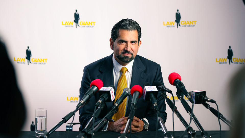 TV Commercials for Attorneys in Spanish by Bennett Creative