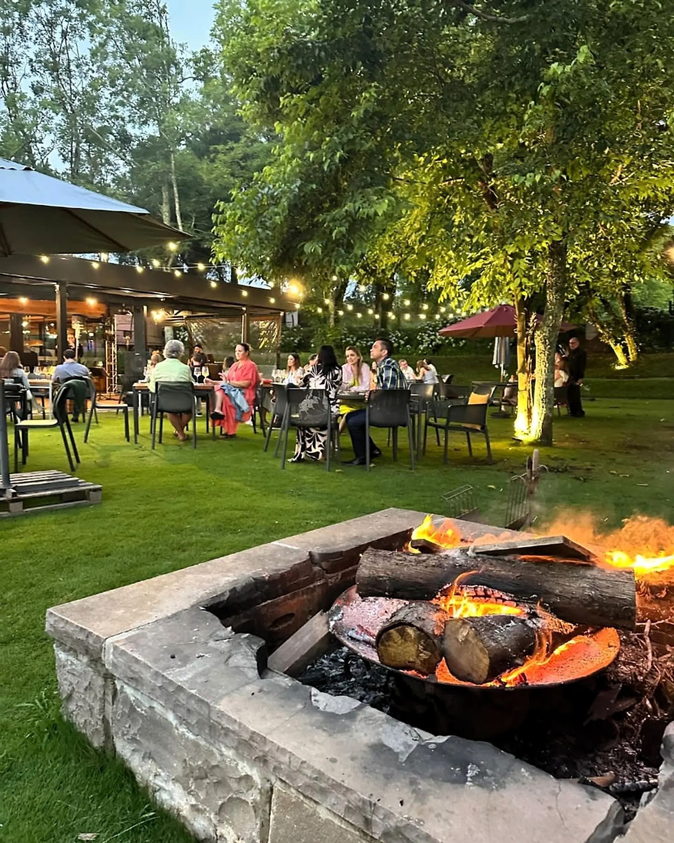 Crédito Wine Locals