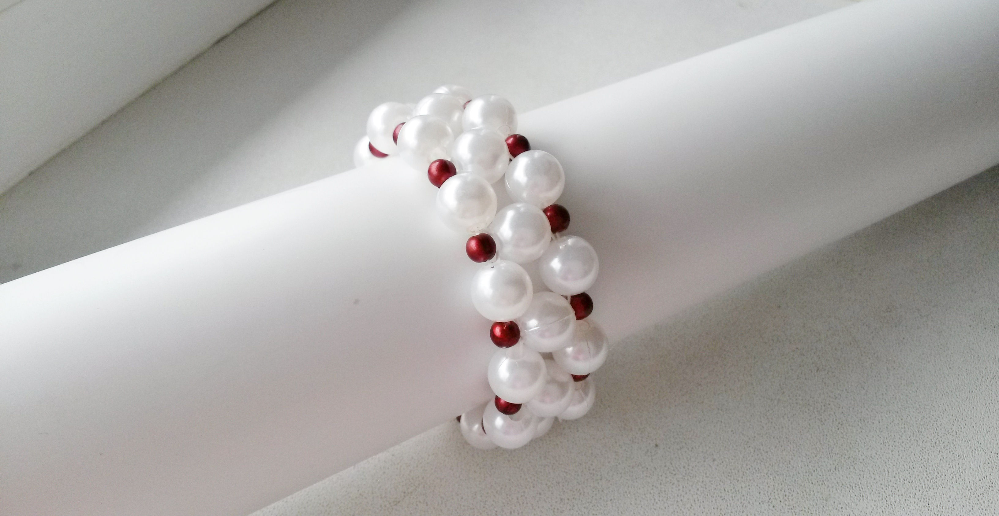 Браслет "Клюква на снегу"