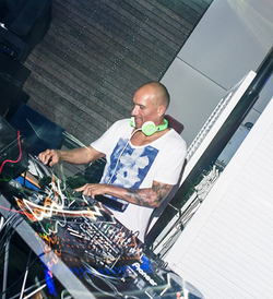 11202820_10207278097739905_4714835592848678764_o_edited