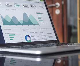 Компьютер с графиком