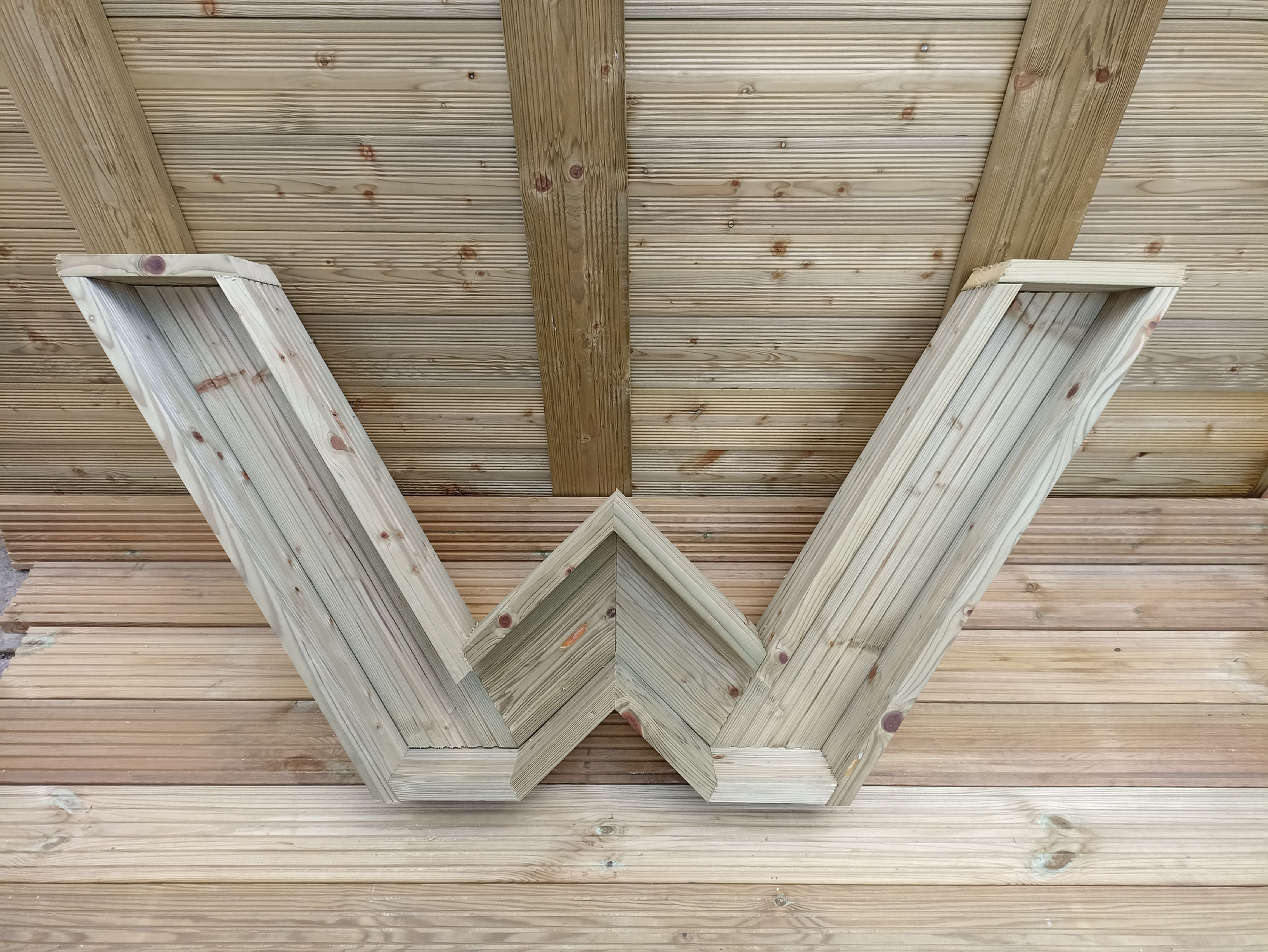 Letter W Shaped Planter View 1