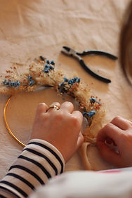 Atelier couronne de fleurs séchées - Au coin des rues Salon loisirs créatifs de Besançon